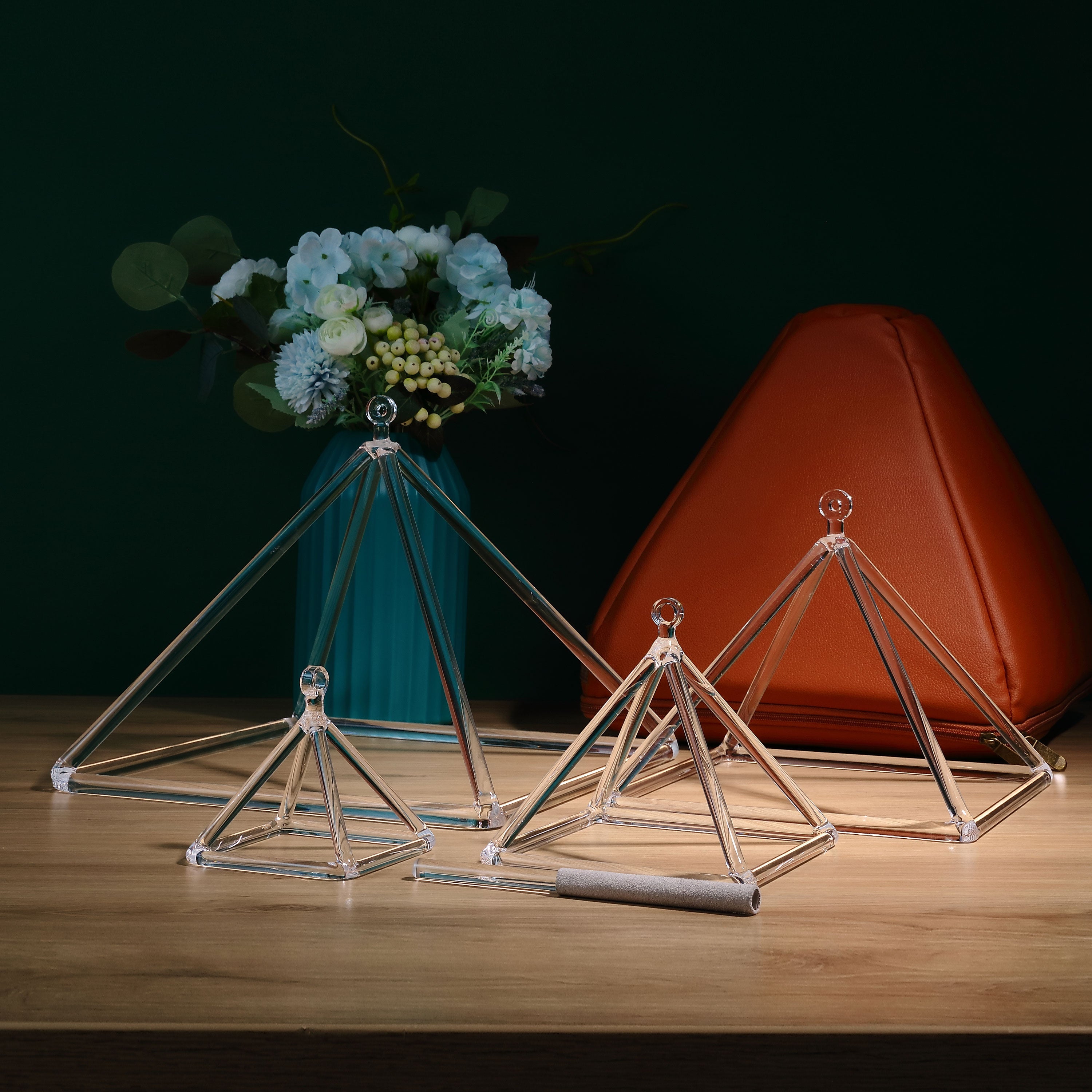 TOPFUND Clear Set of 4 Crystal Singing Pyramids 4-12 inch - TOPFUND Crystal Singing Bowl