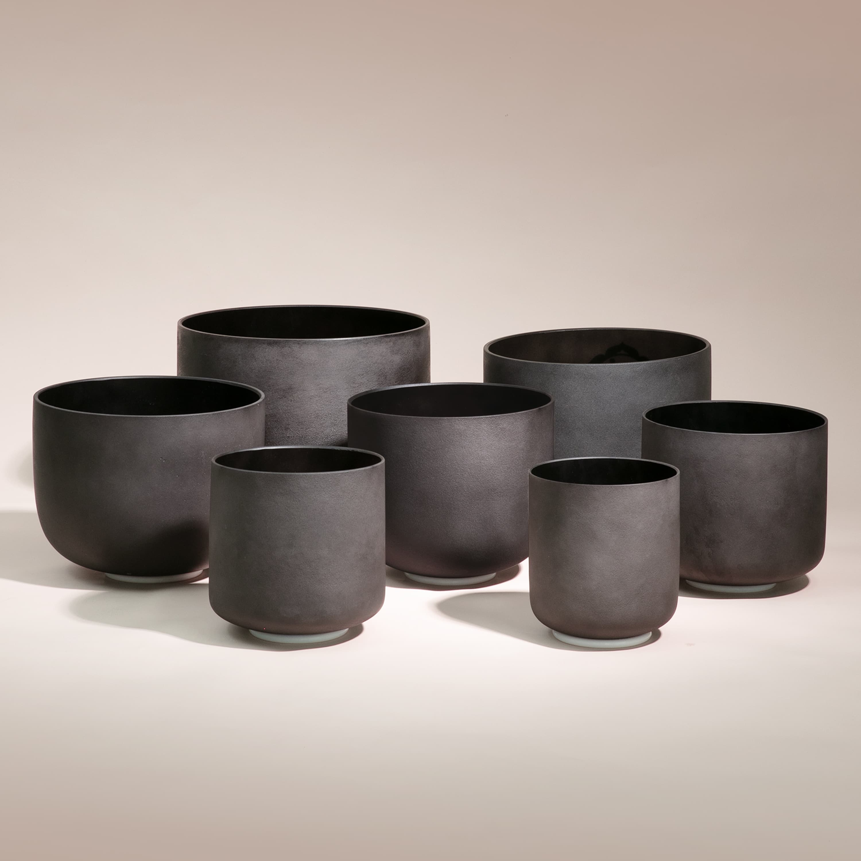 TOPFUND 6-12 inch Chakra Set of 7 Black Crystal Singing Bowls - TOPFUND Crystal Singing Bowl