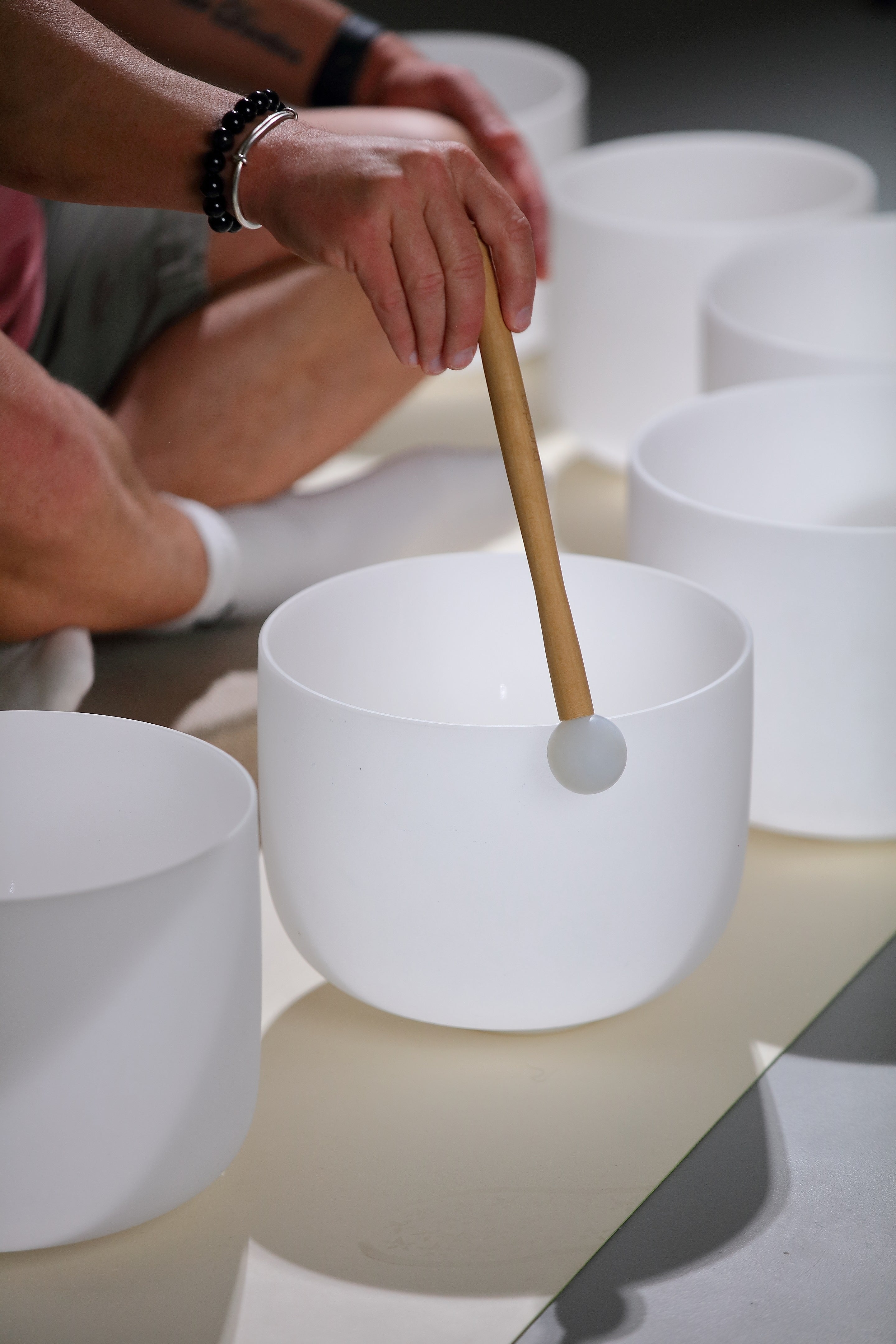 TOPFUND 432Hz Chakra Set of 7 Crystal Singing Bowls 8-14 inch - TOPFUND Crystal Singing Bowl