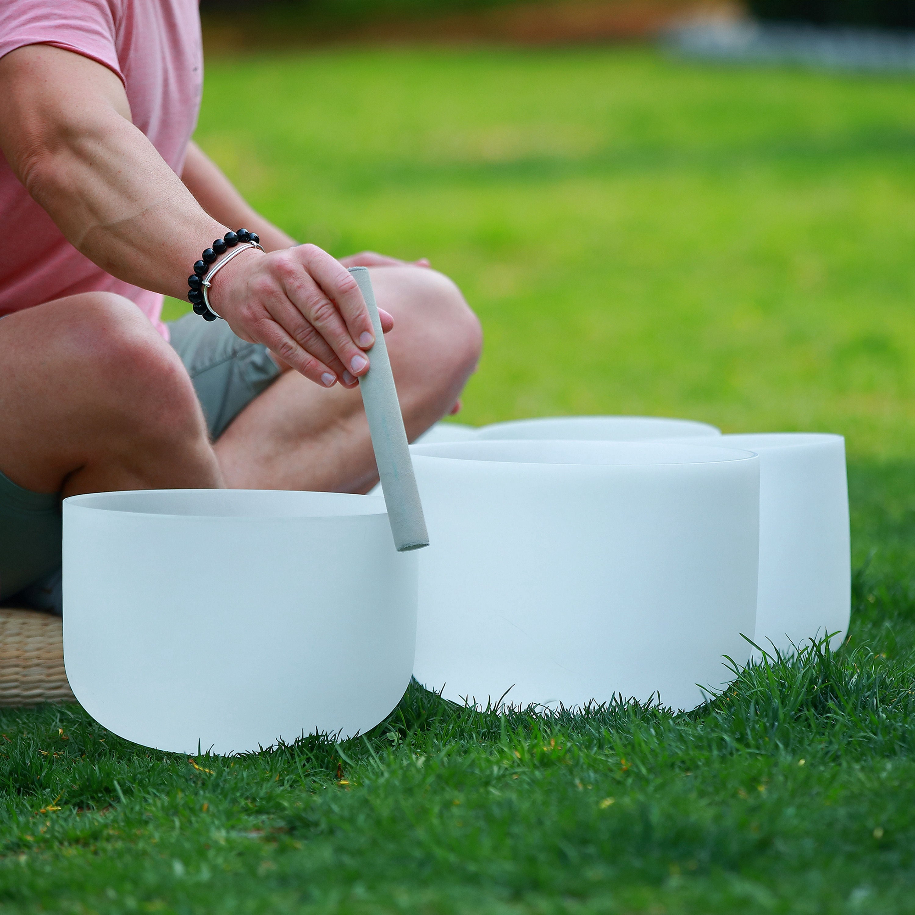 7-12 inch Chakra Set of 7 Crystal Singing Bowls with Heavy Duty Carrying Cases and Singing Bowl Mallets - TOPFUND Crystal Singing Bowl